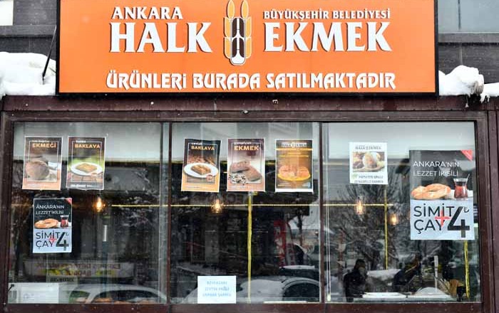 Halk ekmek hizmet ağını genişletiyor.  Bayilik uygulaması küçük esnafa da ekonomik destek sağlayacak.